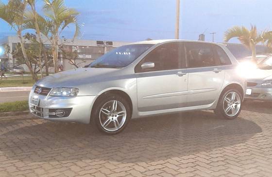 FIAT STILO 1.8 MPI SP 8V FLEX 4P MANUAL